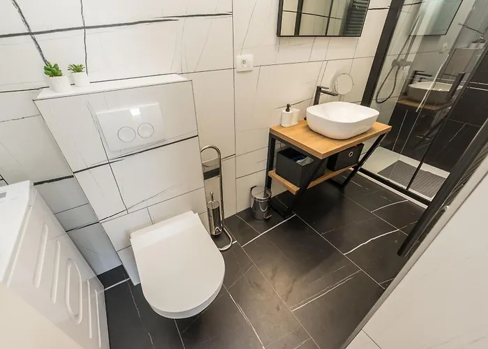 With Freeparking Lägenhet