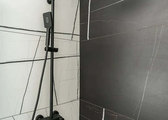 With Freeparking Lägenhet